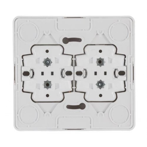 Розетка 4-м ОП Этюд 16А IP20 250В без заземл. без защ. шторок бел. SE PA16-205B